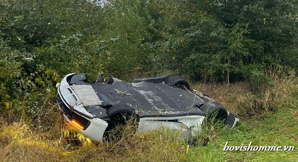 Bellevue Porsche Crash Video Of Chinese Woman Who Later Fled US - BOVIS ...